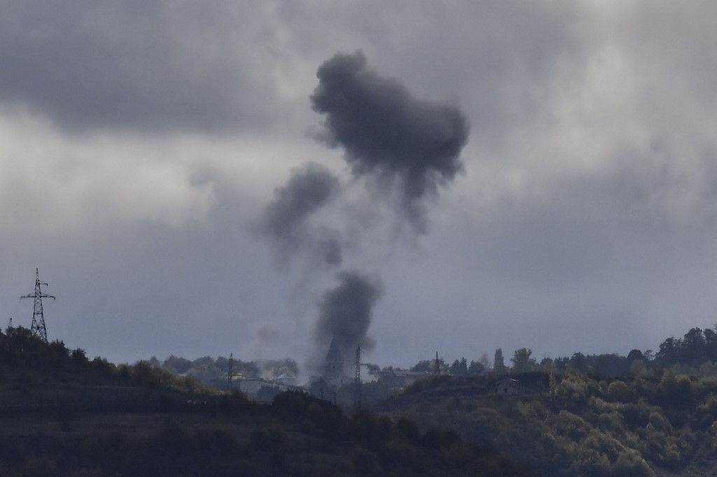 Nagorny Karabakh: les bombardements sapent les espoirs de trêve