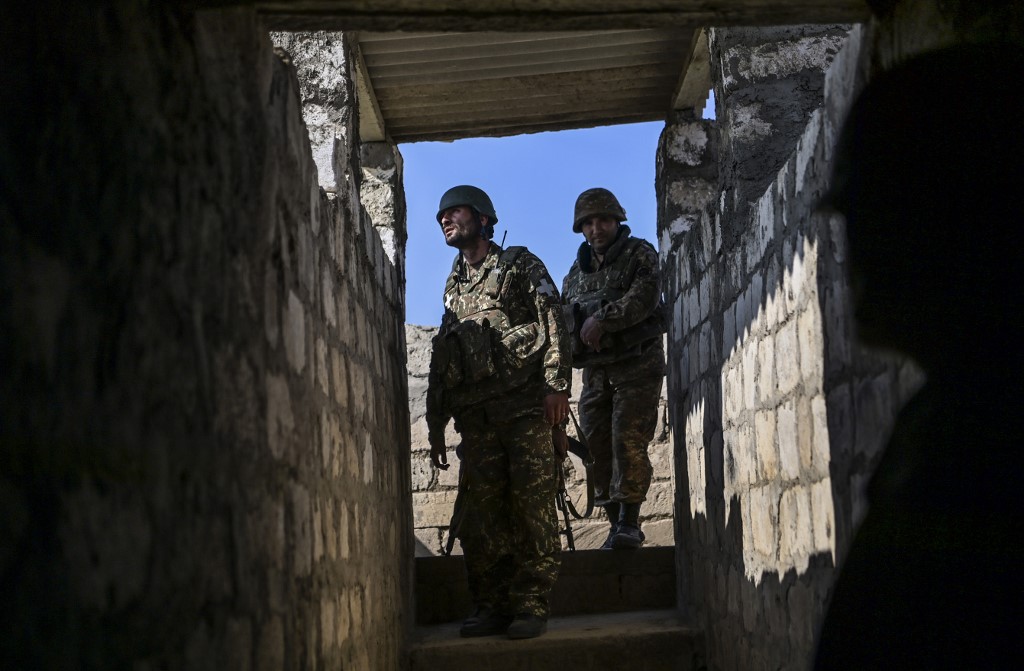 Au Karabakh, immersion dans une tranchée à cent mètres de l'ennemi