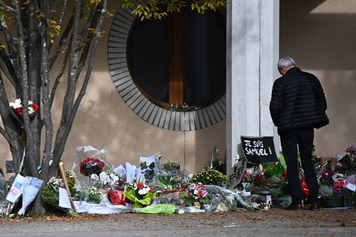 Témoin à Conflans: l'assaillant «envoyait sur les réseaux les photos de son acte odieux»