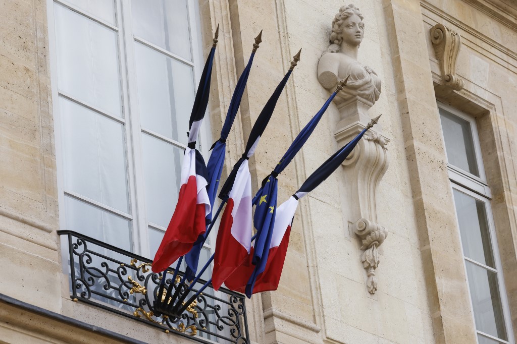 France: Hommage national au professeur assassiné, sept personnes devant un juge