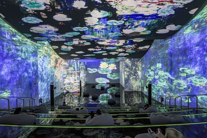 Au Théâtre d'Art Numérique de Dubaï