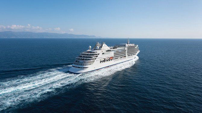 Le bateau Silver Spirit naviguant à travers la mer Rouge. (Avec l'aimable autorisation de visitsaudi.com)