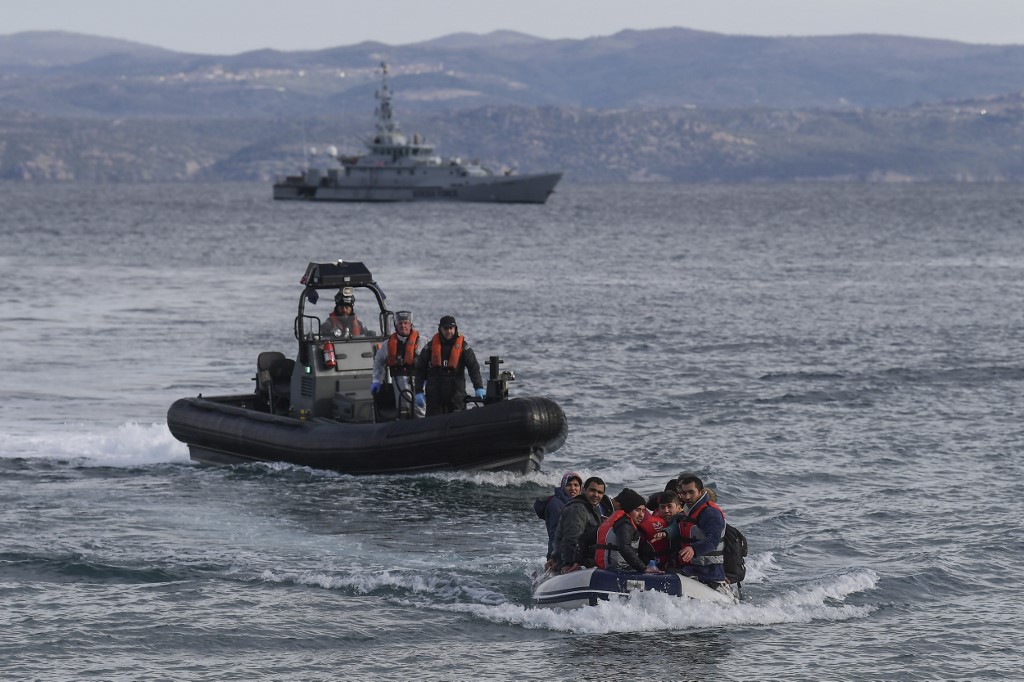 Migrations: Frontex mise en cause pour des refoulements en mer