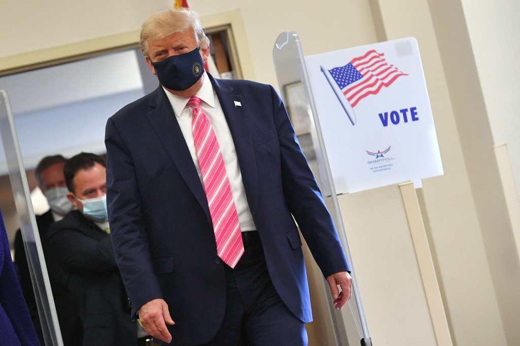 Donald Trump a voté par anticipation à West Palm Beach, en Floride