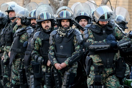 Iran: un policier arrêté après la mort d'un homme lors de son arrestation