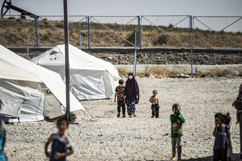 Une délégation officielle albanaise s'était rendue jeudi dernier dans le nord-est syrien où elle a rencontré des responsables kurdes, a indiqué sur Facebook le département des Affaires étrangères de l'administration semi-autonome kurde, sans toutefois évoquer le rapatriement d'enfants. (AFP)
