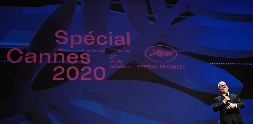 «Il y a comme un goût de Cannes 2021 ce soir», a ainsi déclaré M. Frémaux, faisant part de son « émotion » d'être sur scène après le traumatisme qu'a représenté l'annulation du festival au printemps. (AFP)