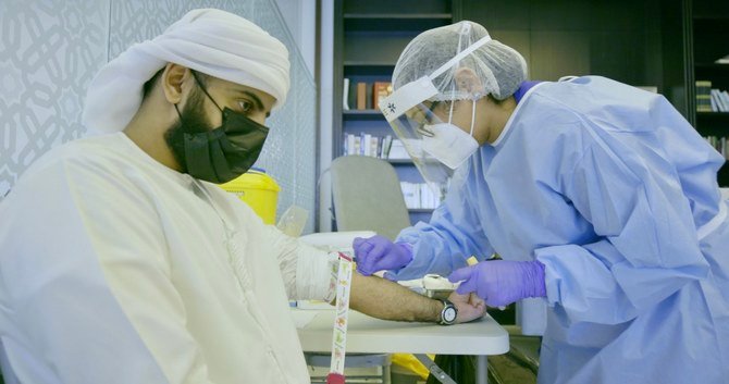 Les pays du Golfe vont vacciner les personnes vulnérables aux infections à la Covid-19