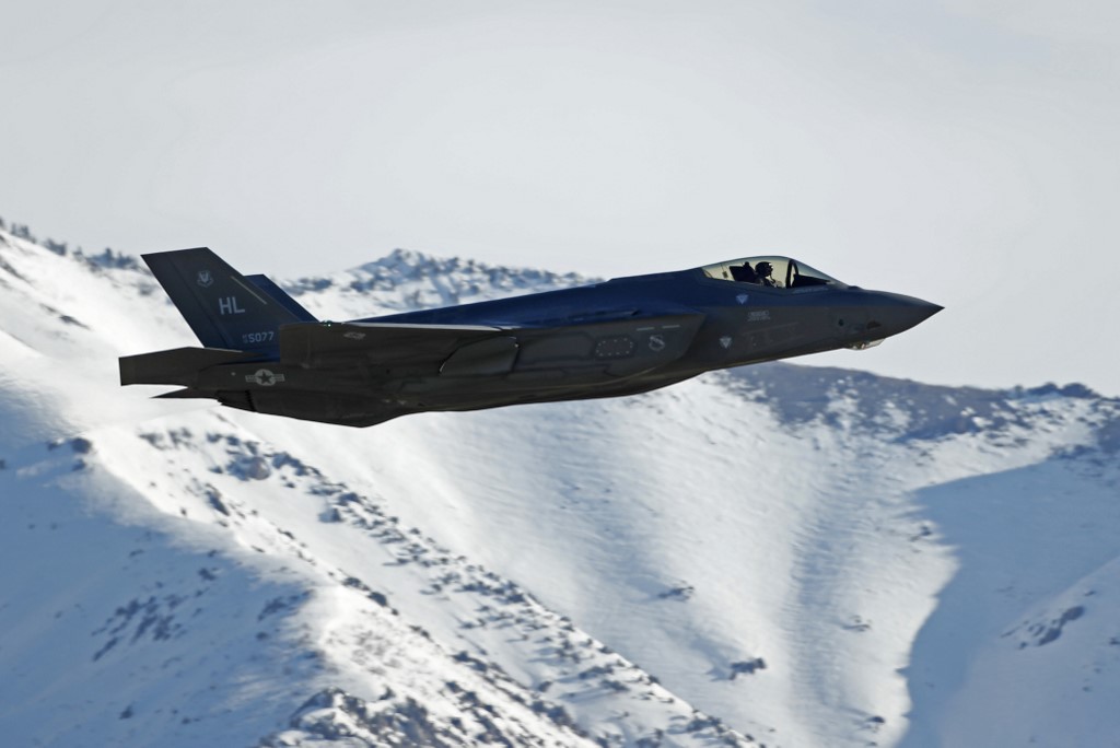 Des élus US confirment la décision prise par Washington de vendre des F-35 aux EAU