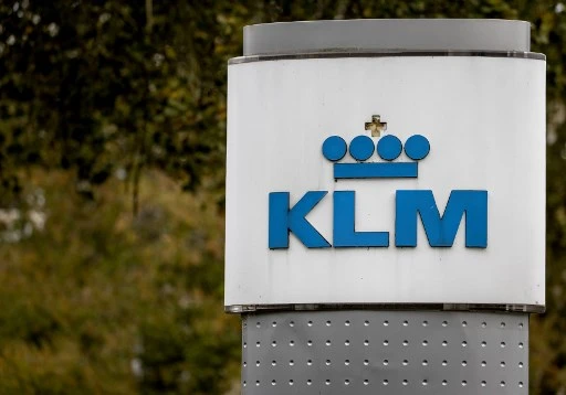 Le gouvernement néerlandais gèle un plan d'aide pour KLM