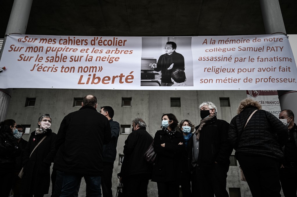 En hommage à Samuel Paty, 21 artistes récitent le poème «Liberté» de Paul Éluard
