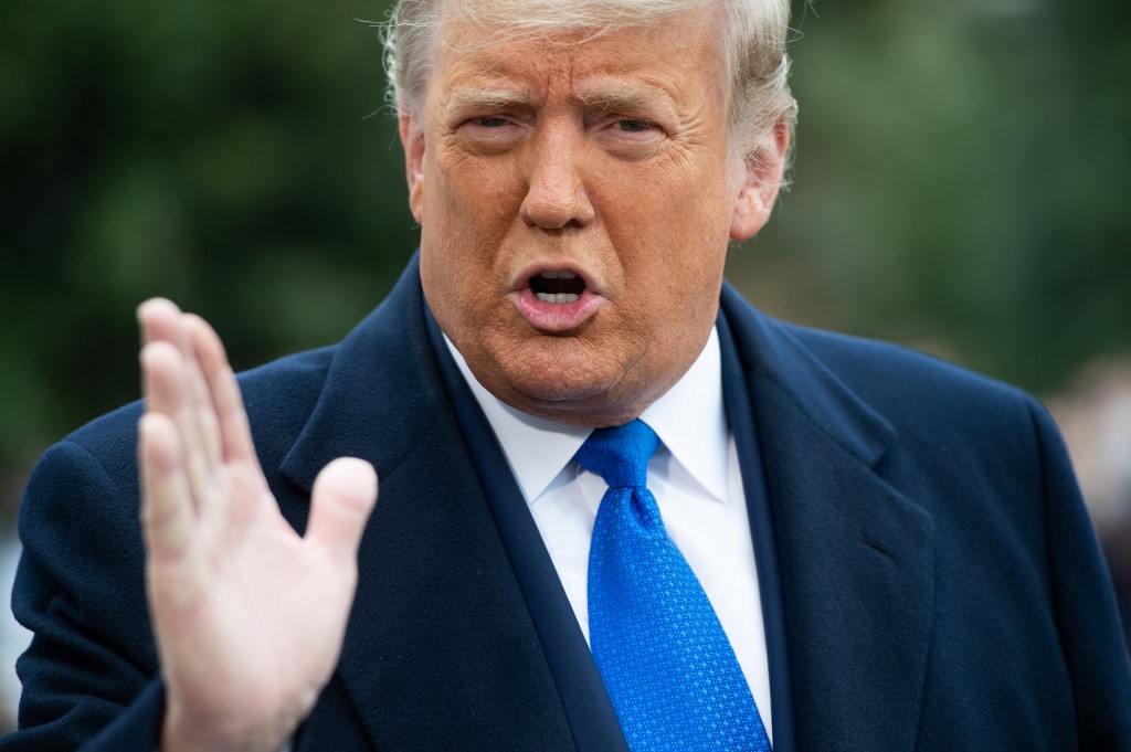 L'argent des particuliers américains investi dans ces compagnies, affirme le milliardaire républicain, permet à Pékin de développer des armes de destruction massive et de mener des cyberattaques « contre les Etats-Unis et son peuple ». (AFP)