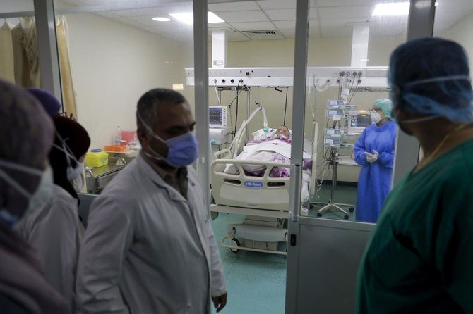 Les hôpitaux libanais luttent contre la marée de patients de la Covid-19