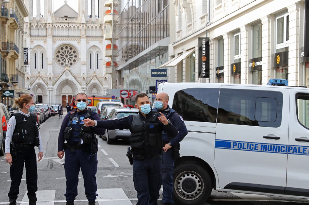 Jeune homme de 21 ans interpellé trois jours après la décapitation du professeur d'histoire-géographie Samuel Paty. (AFP)