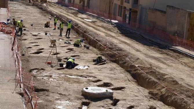 En Espagne, des ouvriers routiers découvrent un ancien cimetière musulman