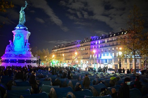 Un nouveau camp de migrants au cœur de Paris aussitôt démantelé