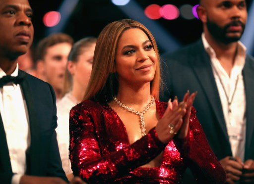 Beyoncé en tête avec 9 nominations aux Grammys, devant Taylor Swift et Dua Lipa