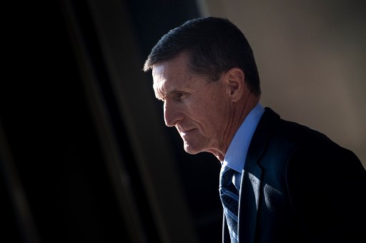 Trump gracie Michael Flynn, les démocrates dénoncent un «abus de pouvoir»
