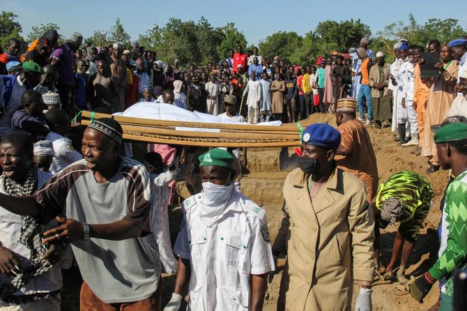 L'attaque du week-end contre un village du Nigeria imputé au groupe militant Boko Haram a fait au moins 110 morts. (AFP)