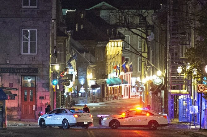 «Nuit d'horreur» à Québec: un homme tue au sabre deux personnes le soir d'Halloween