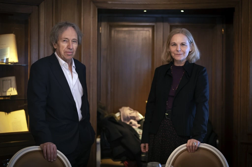 Pascal Bruckner et Camille Laurens, nouveaux membres pour le prix Goncourt.(AFP)