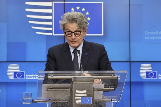 Comment Bruxelles veut ramener l'ordre dans le «Far West» numérique