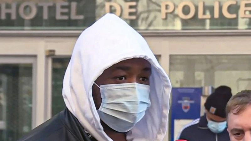 Michel, producteur de musique tabassé par les forces de police. (AFP)