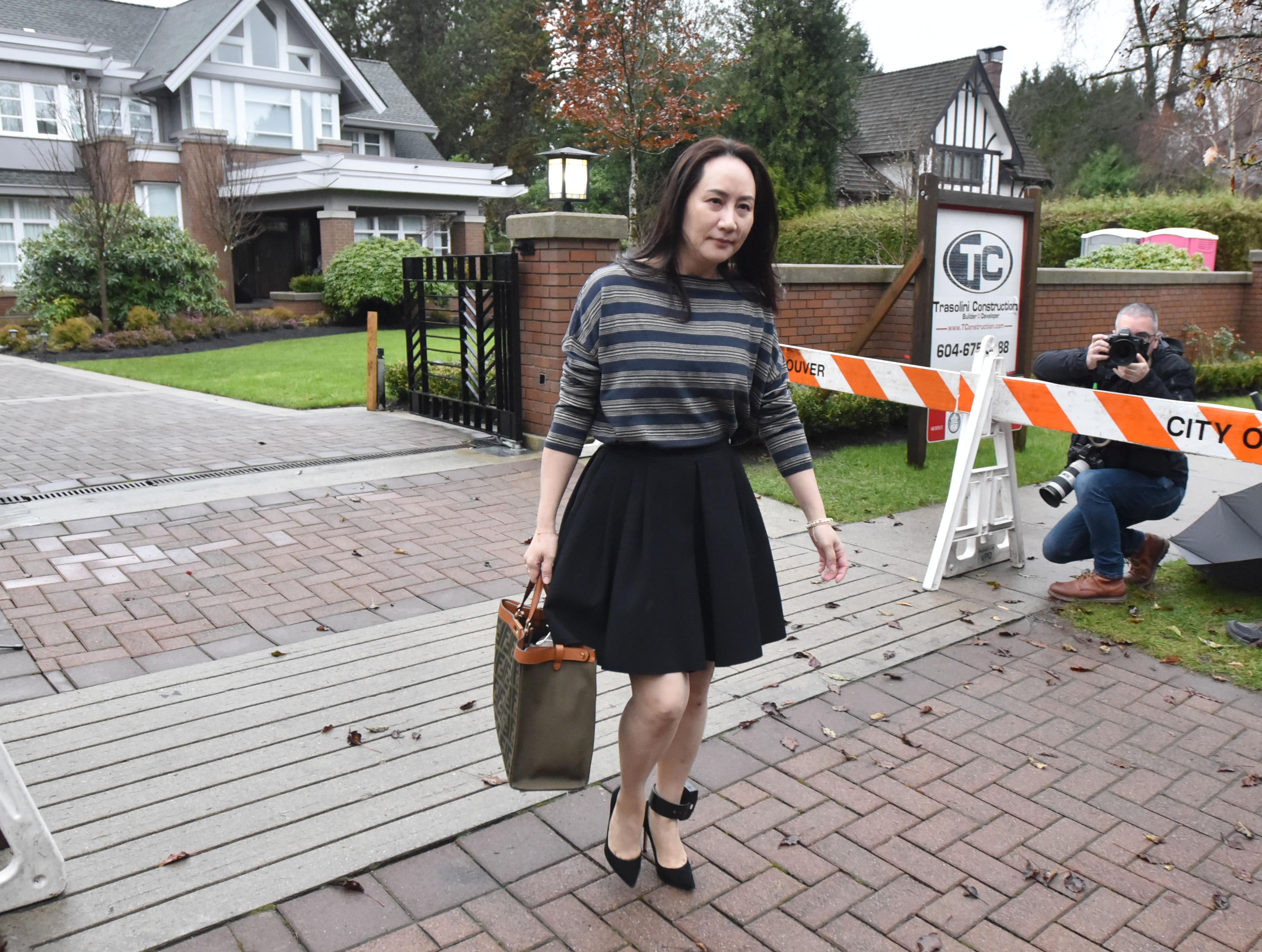 En extradant une cadre de Huawei, le Canada violerait le droit international
