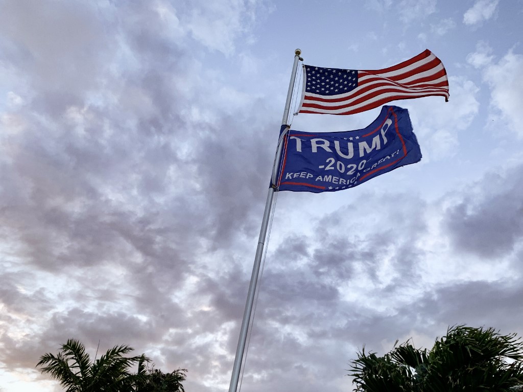 A Mar-a-Lago aussi, Trump divise