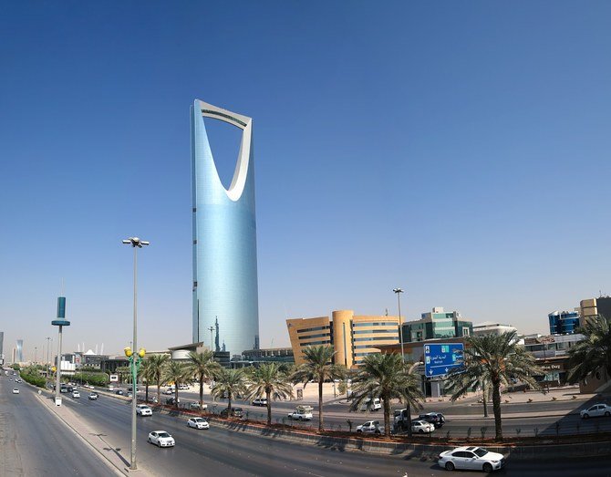 Plusieurs entreprises, telles que Saudi Aramco, Sabic, et ACWA Power, en plus d'autres entreprises privées, visent une expansion internationale dans divers secteurs. (Fichier/Shutterstock)