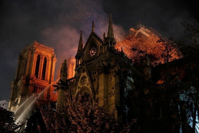 Pour la première fois depuis l'incendie, Notre-Dame accueille un concert de Noël