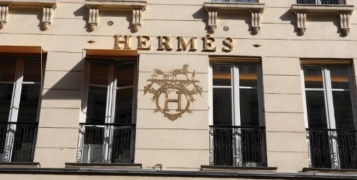 Faux sacs Hermès: deux chefs présumés du réseau strictement sanctionnés