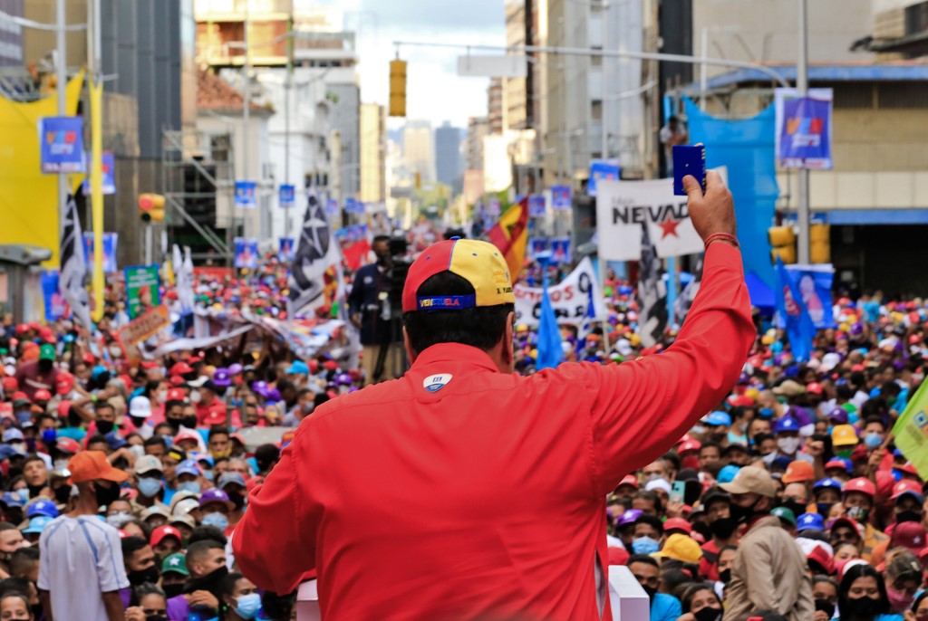 Boycottées par l'opposition, législatives sans surprise au Venezuela