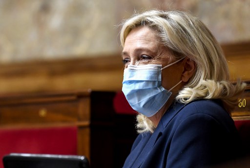 Loi séparatisme: Le Pen aurait préféré «une loi contre l'islamisme»