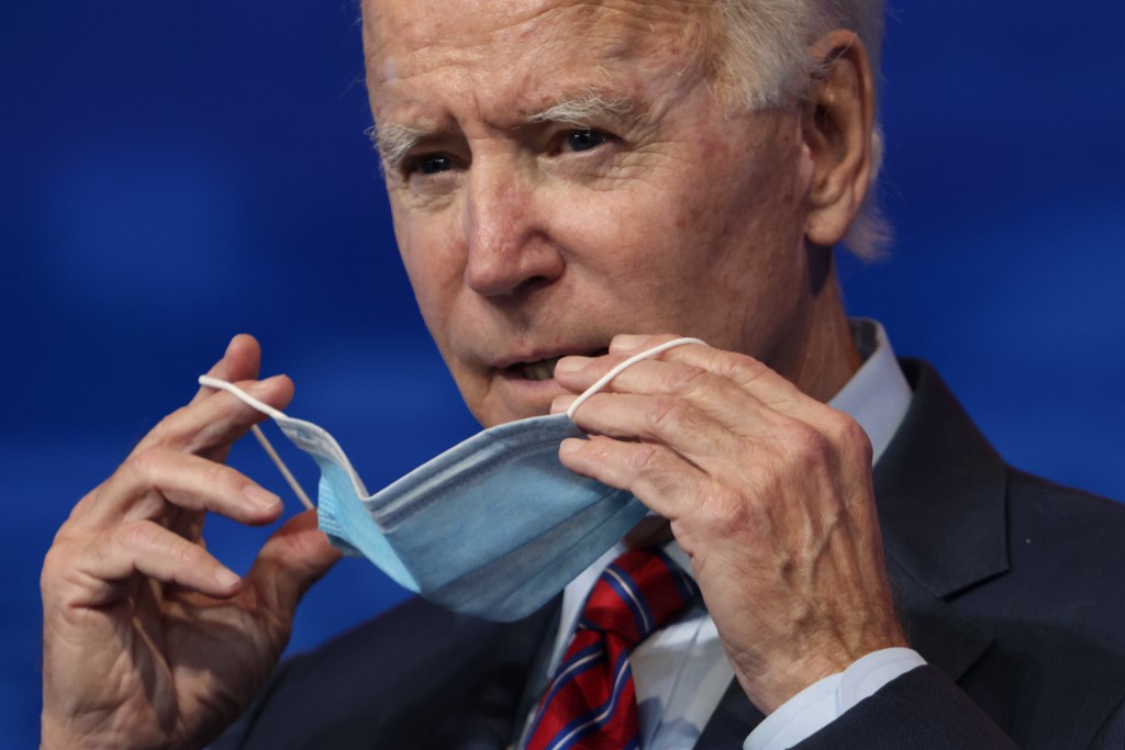 Pékin appelle à "une transition en douceur" avec Washington