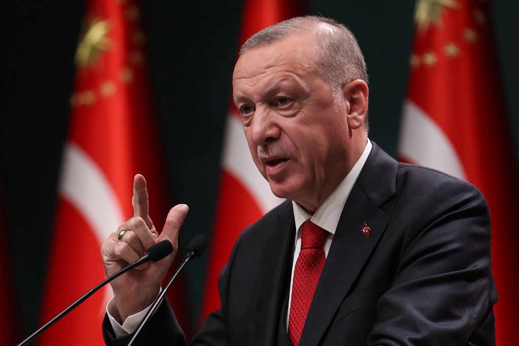 Turquie: des sanctions de l'UE ne sont pas «un grand souci» selon Erdogan