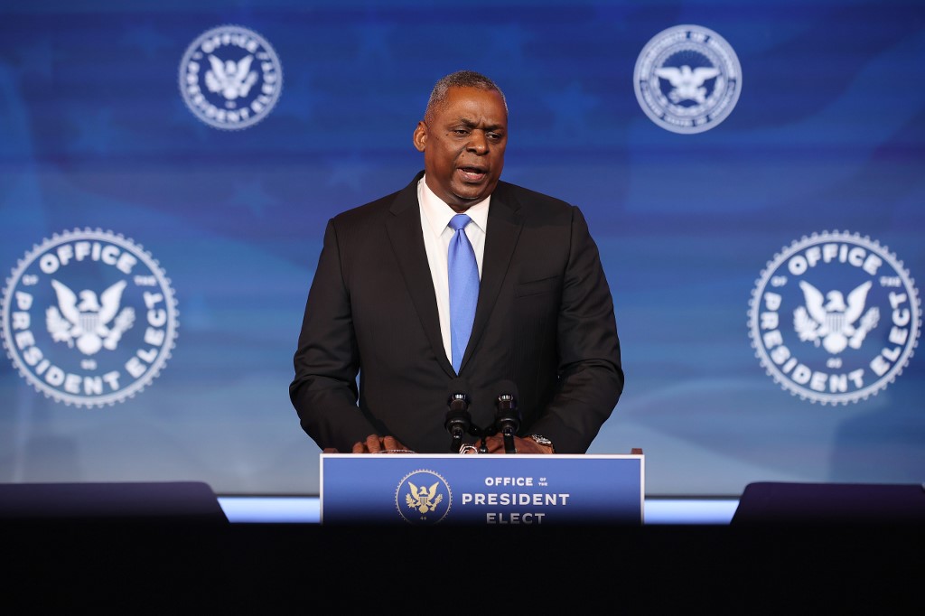 Biden défend son choix du général Lloyd Austin pour le Pentagone