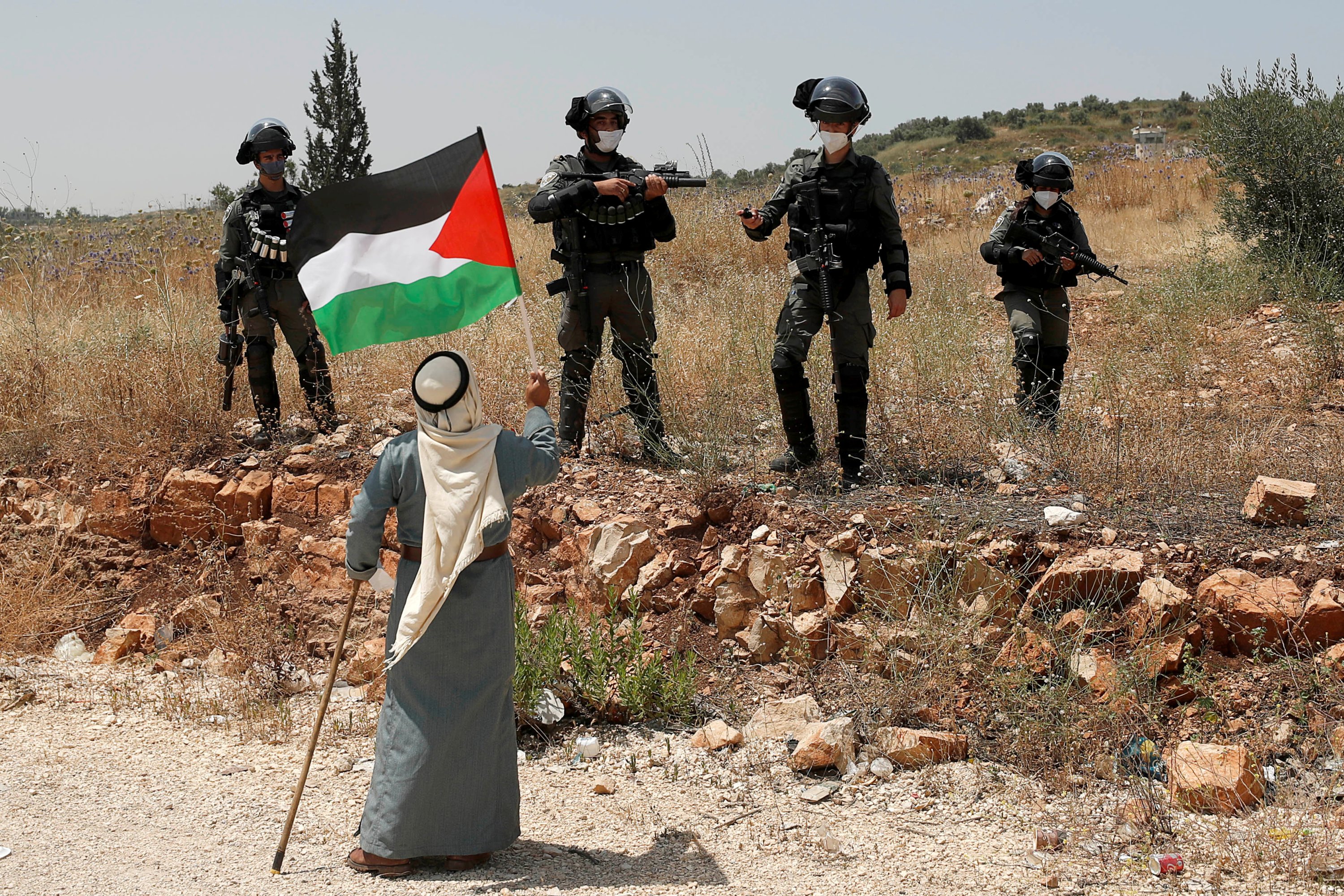 Les Palestiniens, unis par leur histoire tragique, divisés par la politique