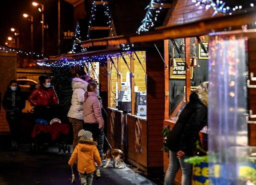 La Covid-19 à Noël: coupe ou calice ?