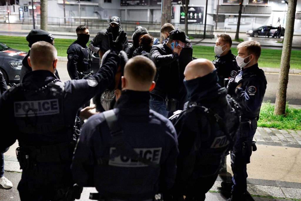 Île-de-France: une tonne de cannabis saisie, neuf interpellations
