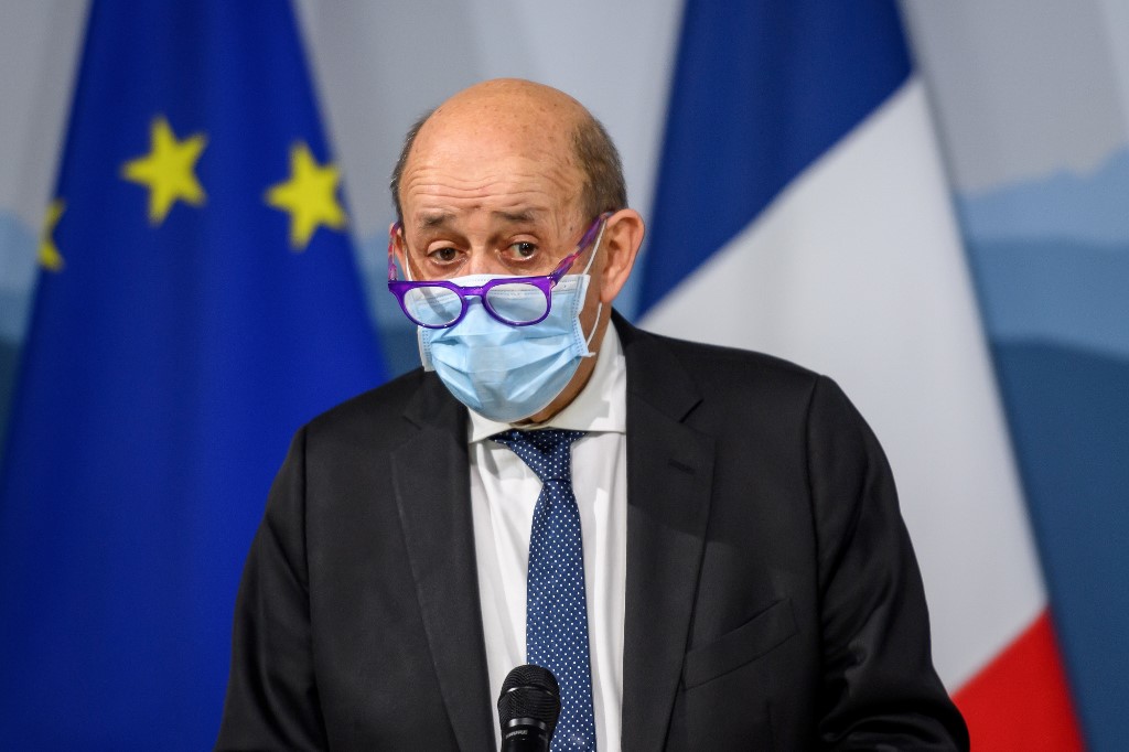 Séparatisme: Le Drian demande «des gestes forts» en matière d'égalité des chances