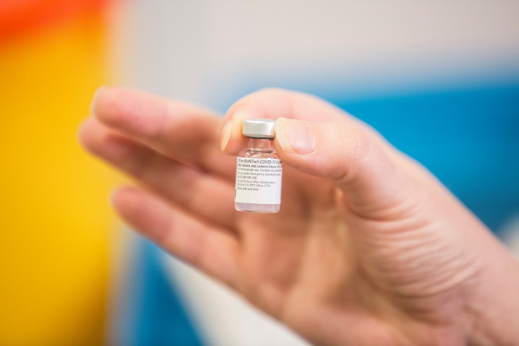 Covid: Les Etats-Unis commenceront à vacciner lundi