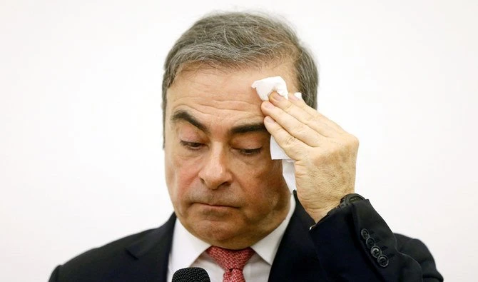 L'ancien président de Nissan, Carlos Ghosn, assiste à une conférence de presse au Syndicat de la presse libanaise à Beyrouth, au Liban, le 8 janvier 2020. (REUTERS)
