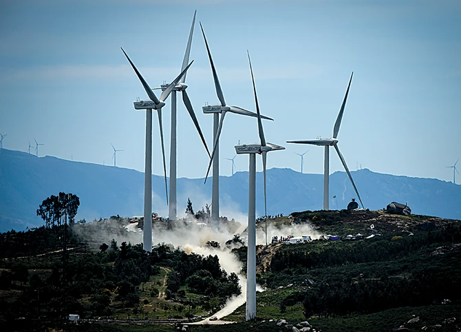 Contrats de $300 millions en matière d'énergie renouvelable entre Riyad et Bakou