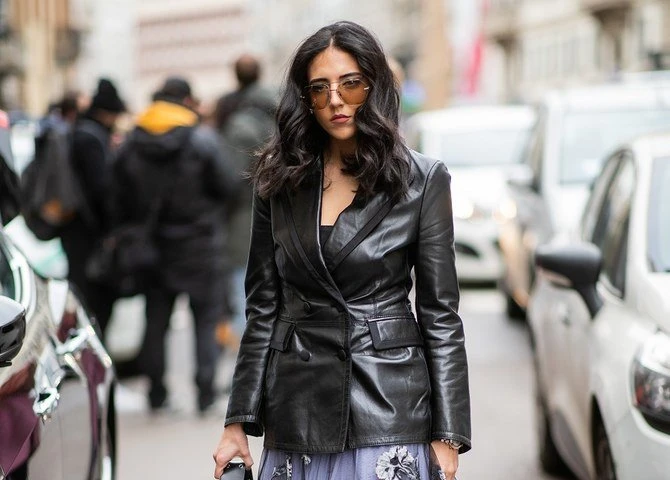 L’influenceuse Hadia Ghaleb attire tous les regards grâce aux créateurs libanais