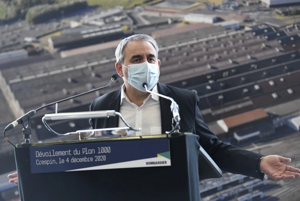 "Violences policières": Bertrand dénonce une "faute pas pardonnable" de Macron