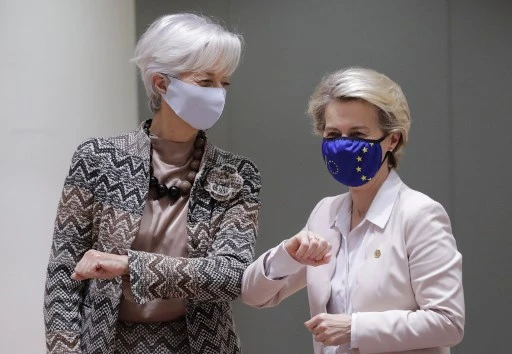 Brexit: "faible" espoir d'accord, avertit von der Leyen