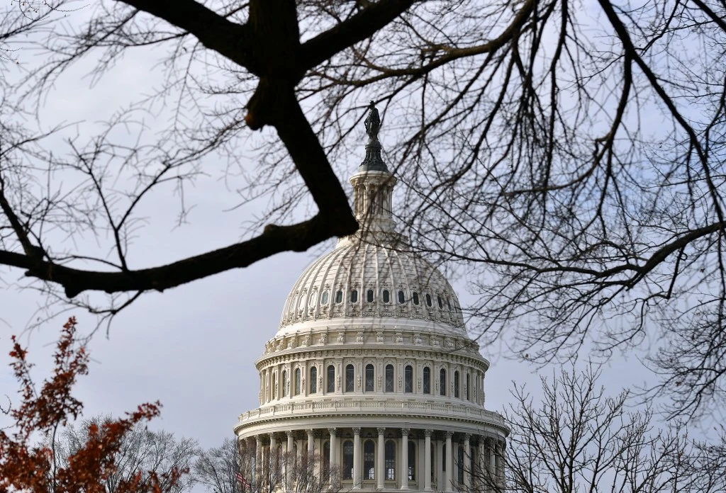 Budget US: le Congrès se donne une semaine de répit pour éviter un «shutdown»