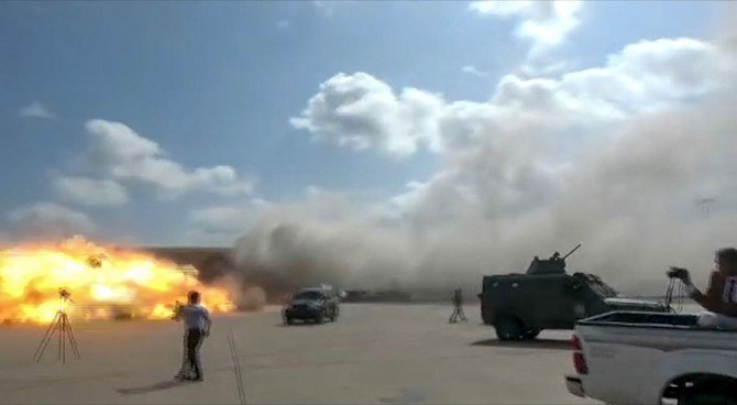 Le Yémen accuse Téhéran dans l’attaque meurtrière contre l’aéroport d’Aden