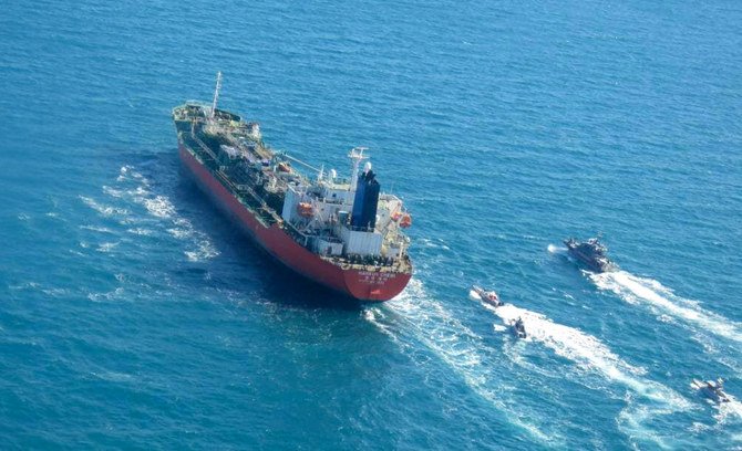 La photo fournie par le site Web officiel de l'armée iranienne le 11 septembre 2020 montre un navire de guerre de la marine iranienne au cours de la deuxième journée de manœuvres dans le Golfe, près du détroit stratégique d'Ormuz, au sud de l'Iran. (Fichier/AFP)